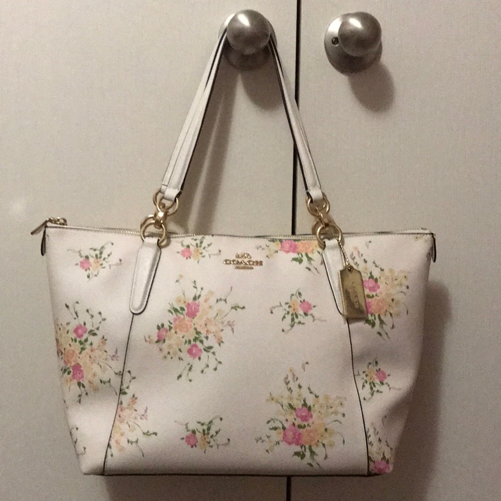 NWOT Coach Ava Tote